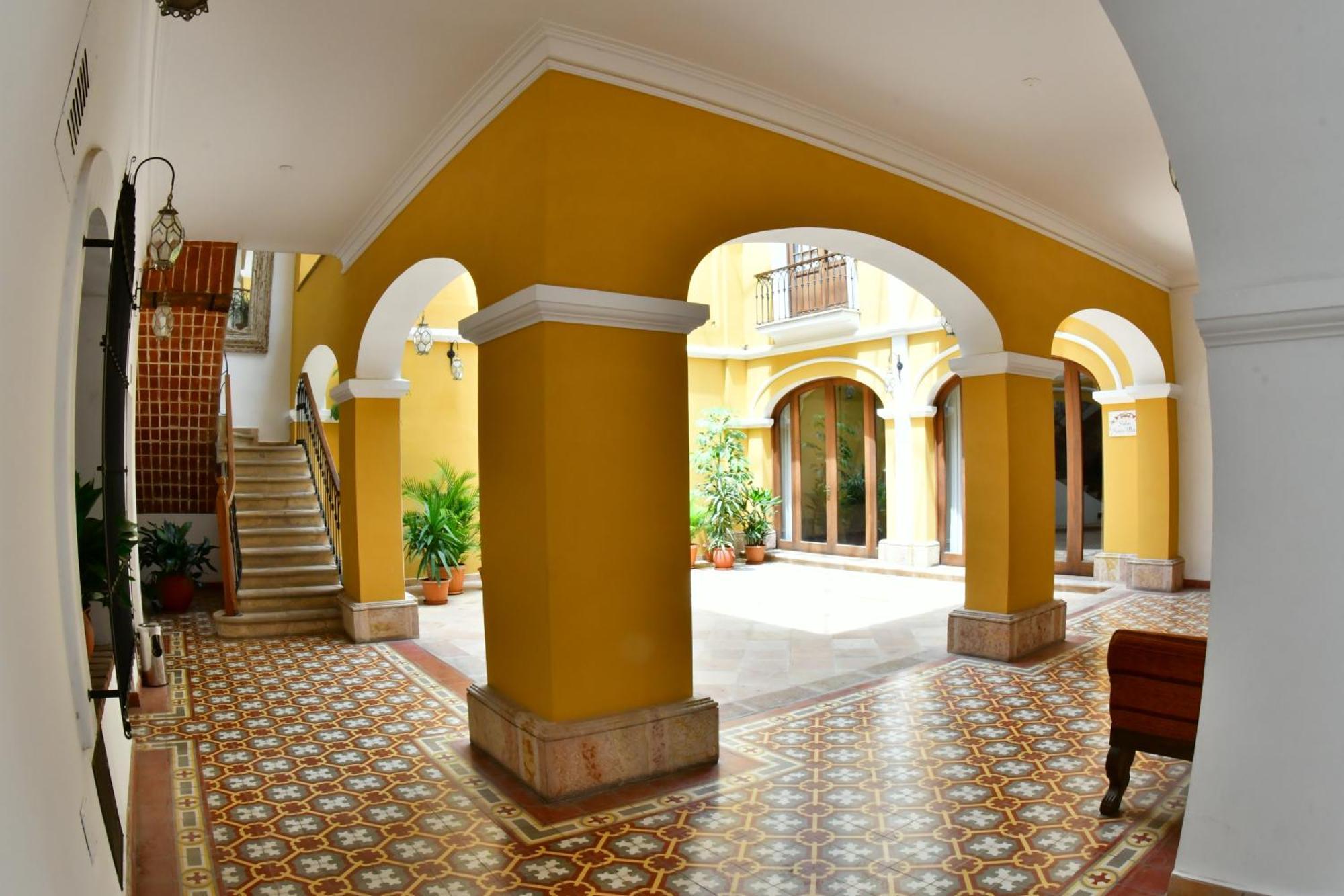 Parador Santa Maria La Real Sucre Eksteriør bilde