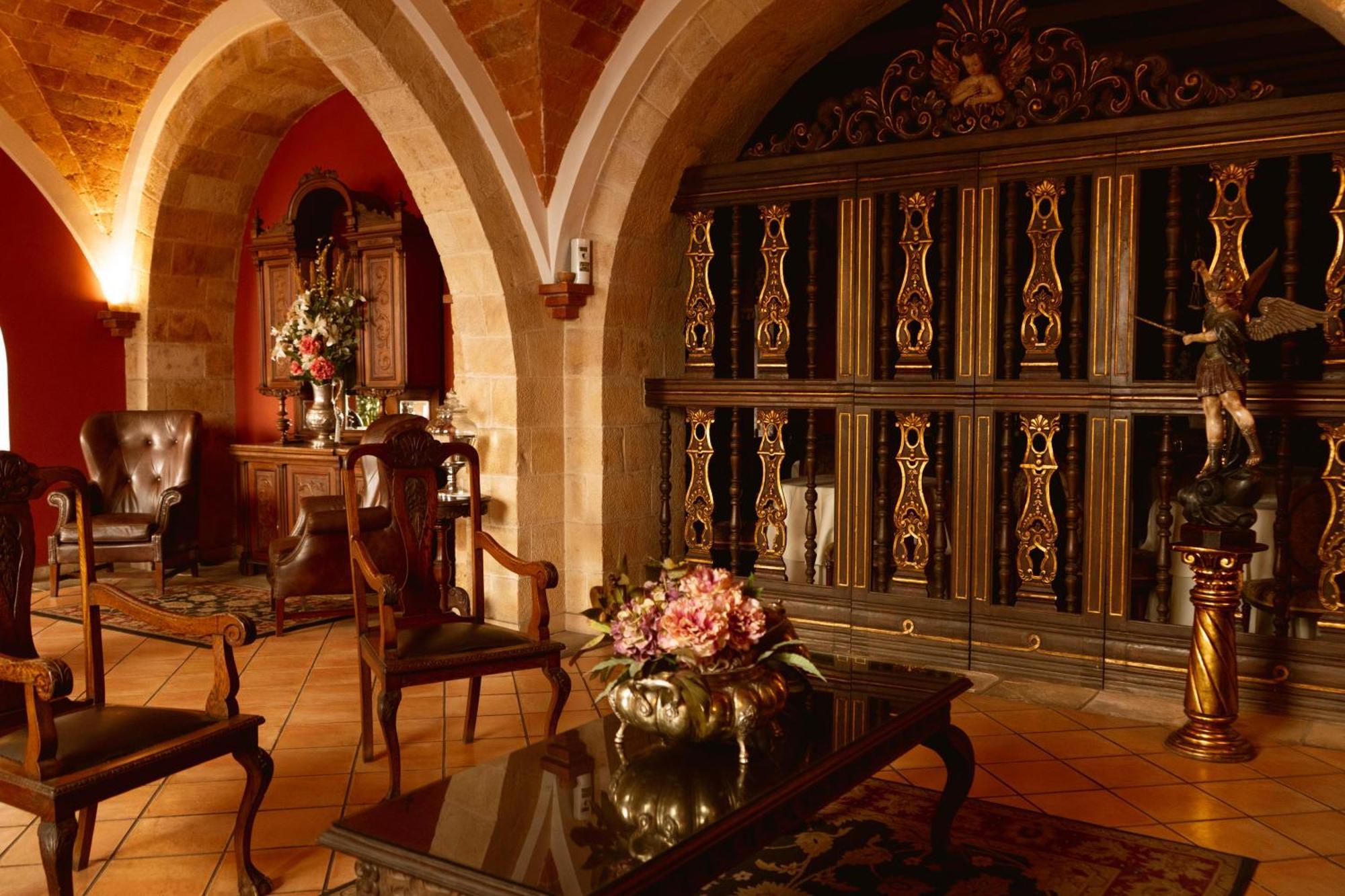 Parador Santa Maria La Real Sucre Eksteriør bilde